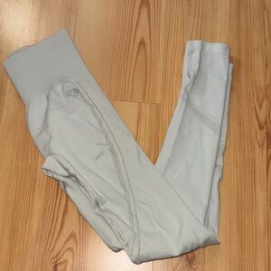 Light Gray women’s best Leggings 7/8, XS
